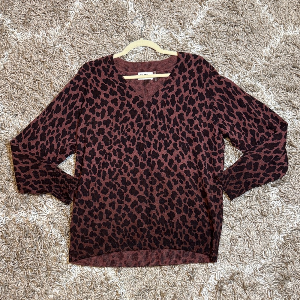 27 Miles V-Neck Cashmere Leopard Print Sweater size Large - Picture 12 of 12